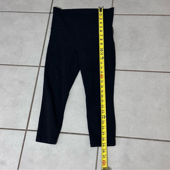 Forever 21 Women Active black Capri Yoga leggings size XS - Picture 6 of 7
